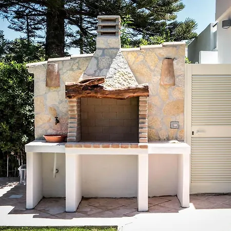 Giorgio - Few Steps From The Beach Villa *